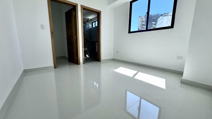 SEGUNDA CON TERRAZA | 2 HAB | RENACIMIENTO - Imagen 6