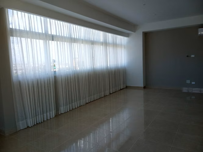 En alquiler Apto de 3 habitaciones en Bella Vista, Distrito Nacional, Santo Domingo. - Imagen 7