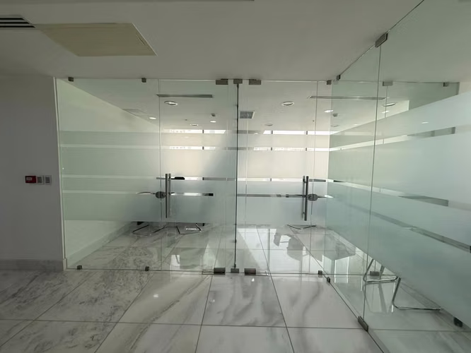 Oficina Ejecutiva en Piantini, Santo Domingo | Amplio Espacio Corporativo - Imagen 9