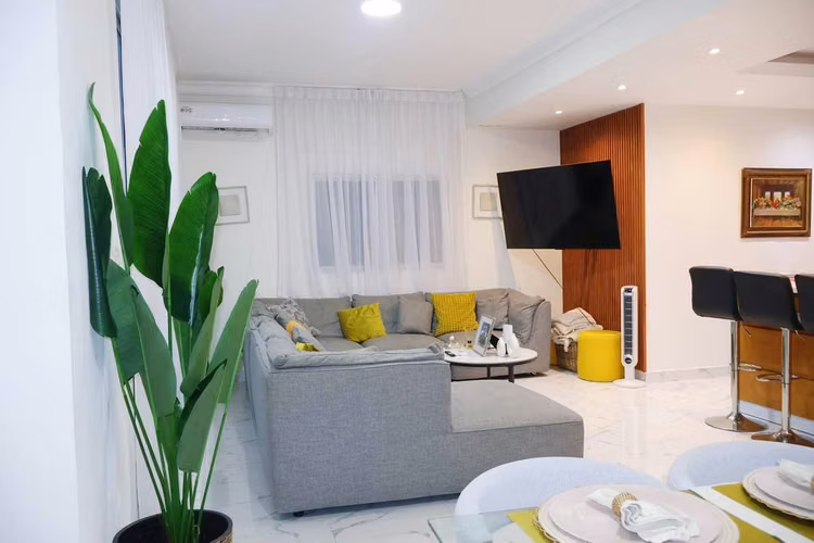 Casa en venta de dos niveles en venta en San Pedro de Macoris