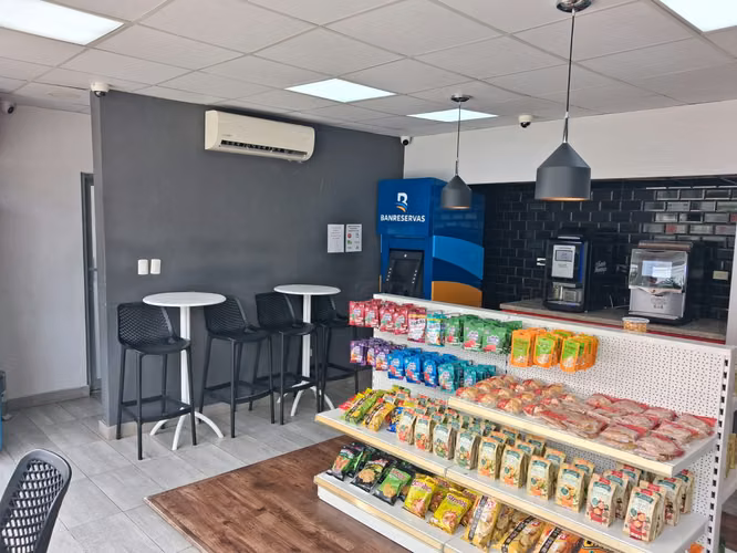Car Wash y Food Shop en Alquiler en Baní