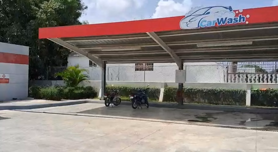Car Wash y Food Shop en Alquiler en Baní