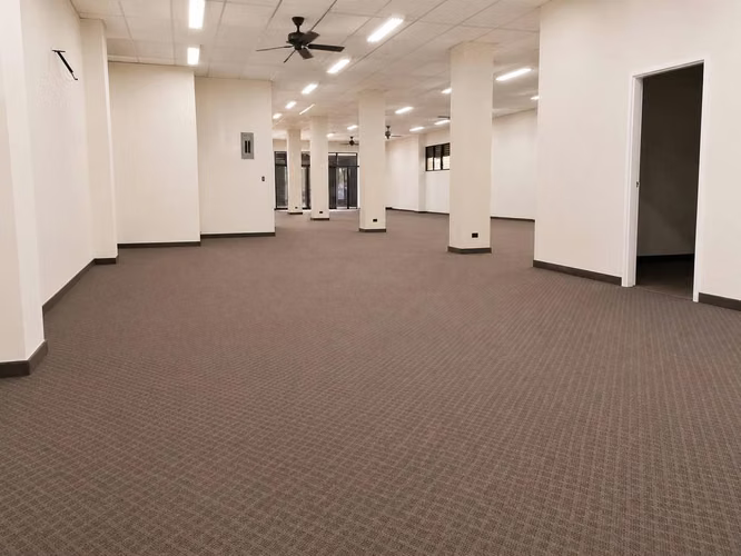 Local Corporate Building of Two levels, 934 m2. For rent, Naco