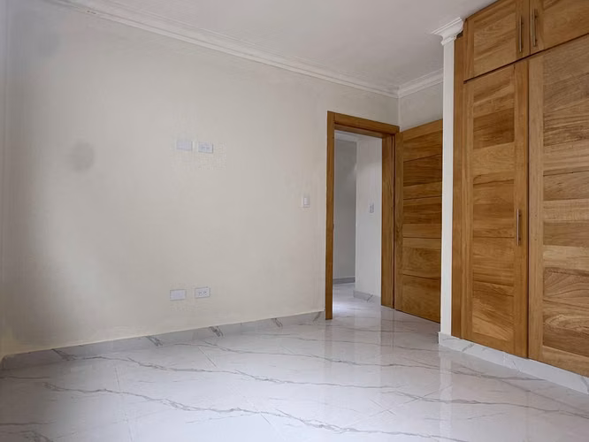 Edificio de apartamentos en venta 4 unidades disponibles