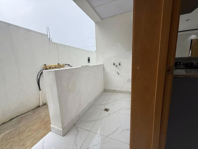 Edificio de apartamentos en venta 4 unidades disponibles
