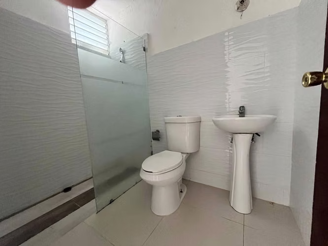 casa de 2 pisos en el El Cacique: