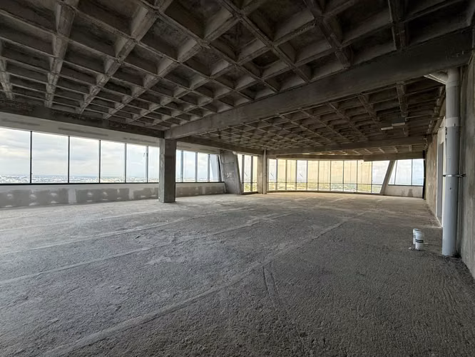 Local comercial en alquiler y venta, en Piantini - Imagen 4