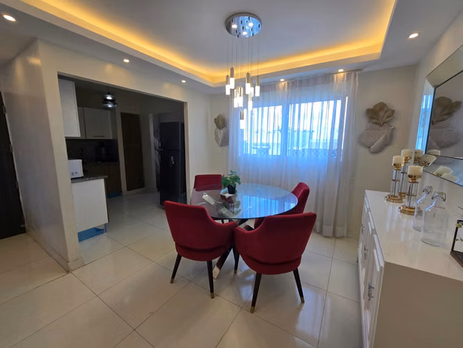 Apartamento con Terraza en Villas Naco Km 13 Autopista Duarte entrando por frente de la Sirena - Imagen 6