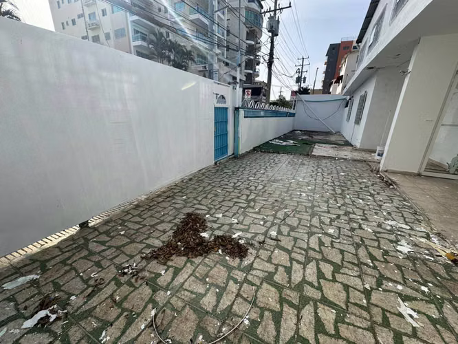 Casa comercial en alquiler