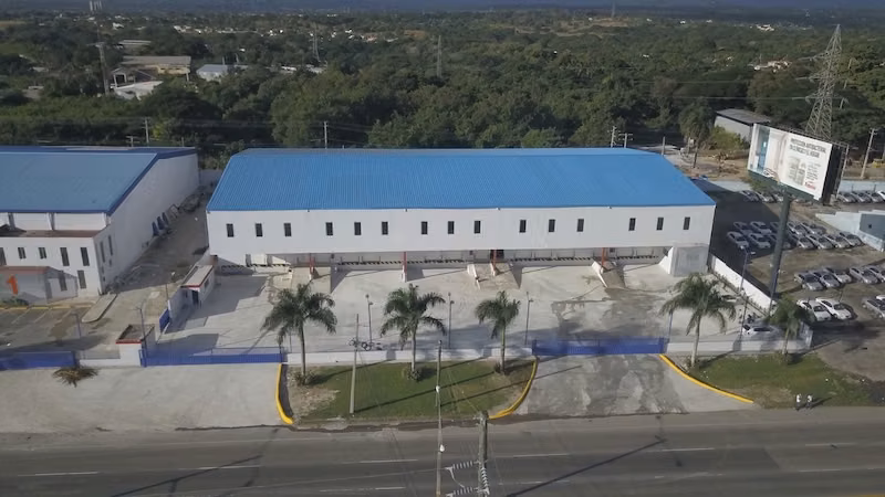 Parques Corporativo de Naves para Centros de Distribución, Logística, Almacén y Oficinas.