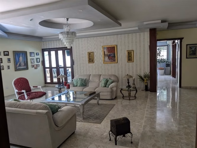 Amplia Casa en Alquiler, 4 Habitaciones, Piscina y Gazebo, Las Praderas