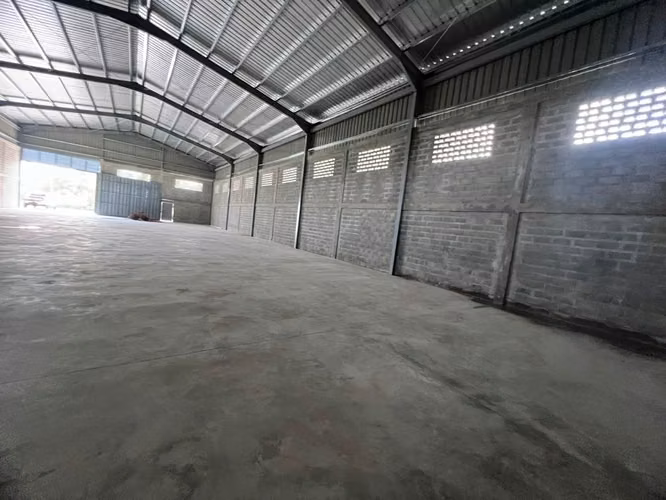NAVE INDUSTRIAL EN LA AUTOPISTA LAS AMERICAS 750 MTS - Imagen 5