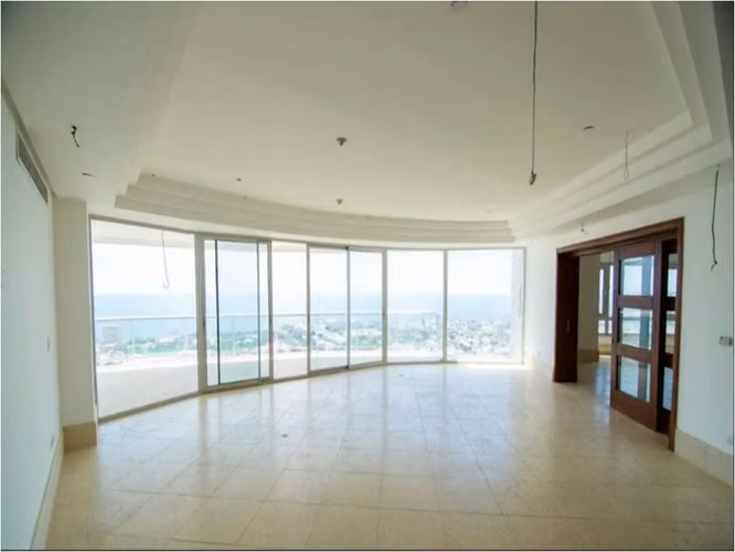 SUPER APTO DE LUJO, REMODELADO Y REBAJADO EN TORRE CANEY