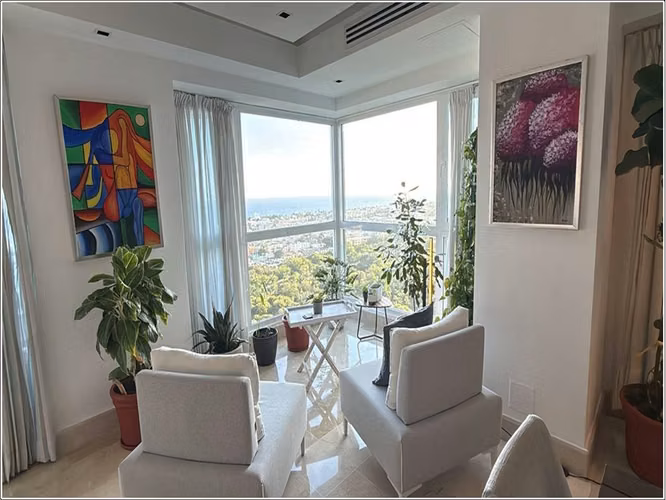 Vendo Apto en Torre MAR AZUL frente Parque Mirador Sur, 3 habs., 257 Mts.2, Piso 15