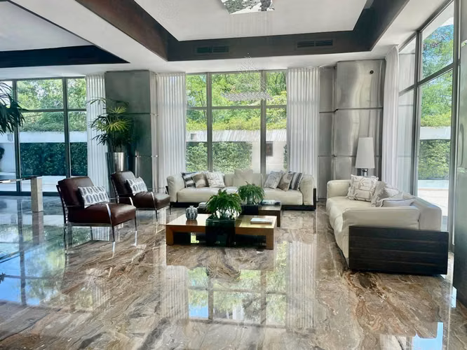 EXCLUSIVO  Apto en TORRE AZUL frente Parque Mirador Sur, 548 Mts.2, 4 Habs., 4 PARQUEOS