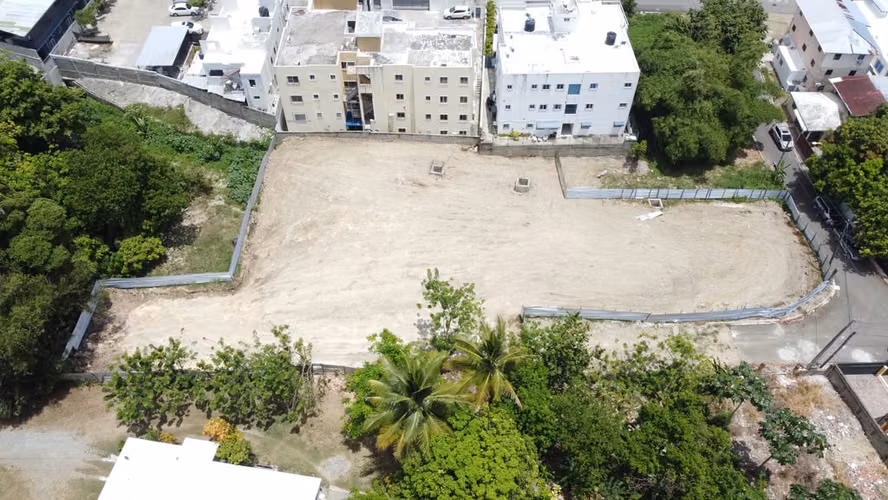 521 SOLAR IN ATLANTIC GARDENS, SILVER PORT