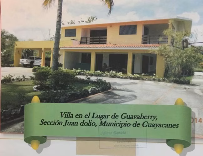 Casa Vacacional en Venta con Piscina en Guayacanes - Imagen 2
