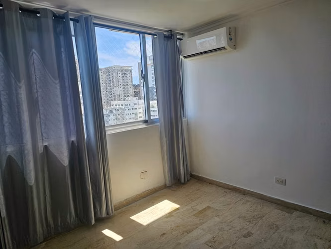 Vendo Apartamento 3 dormitorios en la Julia