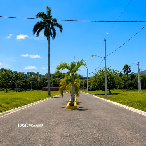 TERRENOS EN VENTA EN MAIMÓN, PUERTO PLATA A 3 MINUTOS DE LA PLAYA - Imagen 4
