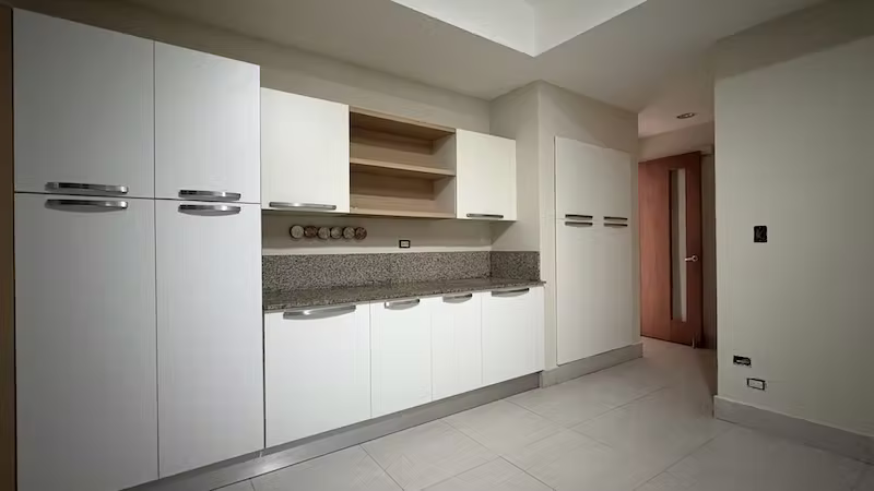 En Naco Apartamento en Venta de Tres habitaciones US$525,000.