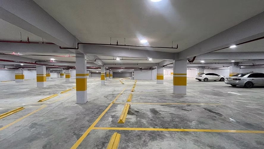 Locales en Obra Gris en alquiler en Arroyo Hondo Viejo - Imagen 3