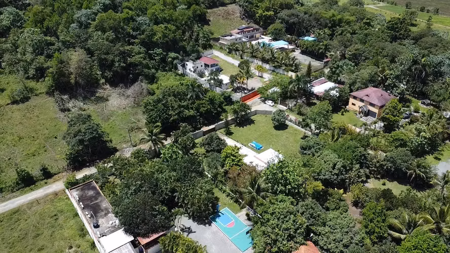 SOLAR DE VENTA EN HERMOSO PROYECTO DE BONAO - Imagen 2