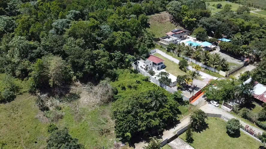 SOLAR DE VENTA EN HERMOSO PROYECTO DE BONAO - Imagen 4