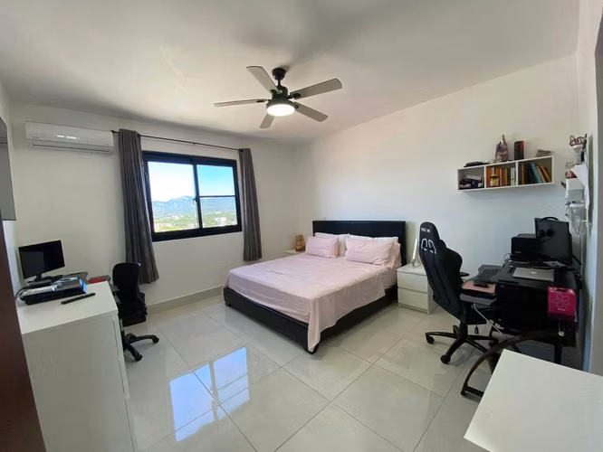 Moderno y Amplio Apartamento 6to Nivel con 3 Habitaciones y 2 Parqueos de Venta en Cerros de Gurabo!