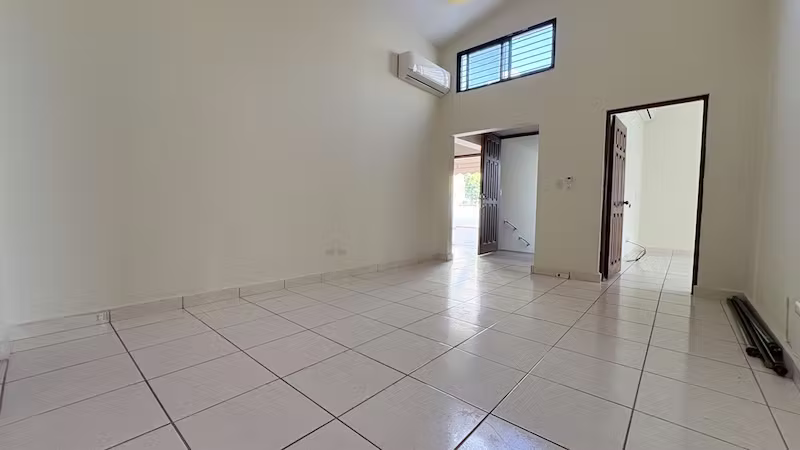 En Los Cacicazgos Casa en Venta de Cuatro Habitaciones US$850,000. - Imagen 7
