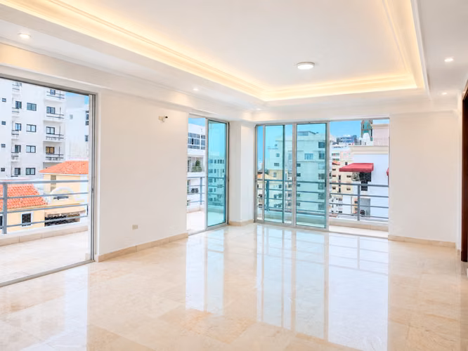 PENTHOUSE | 2 NIVELES | BELLA VISTA - Imagen 2