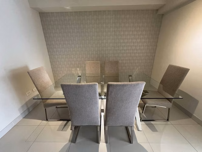 En Paraiso Apartamento Amueblado de Dos Habitaciones y Balcón con vista despejada. - Imagen 5