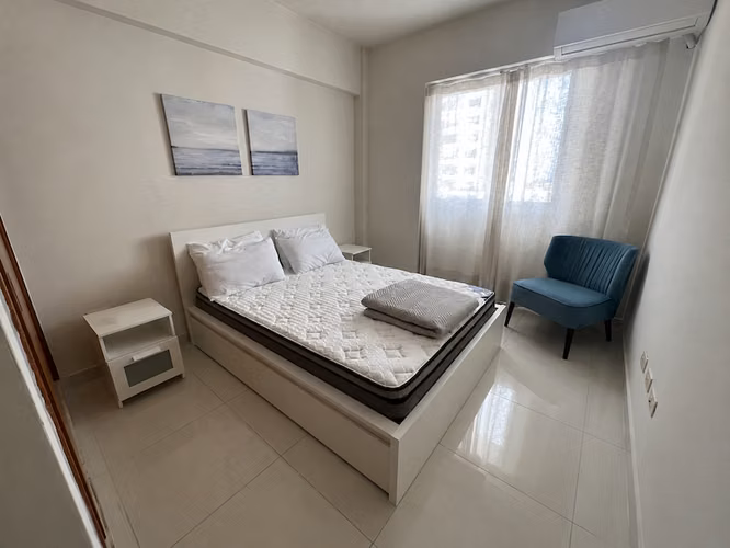 En Paraiso Apartamento Amueblado de Dos Habitaciones y Balcón con vista despejada. - Imagen 6