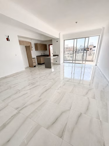 En El Millón venta de apartamento nuevo con terraza