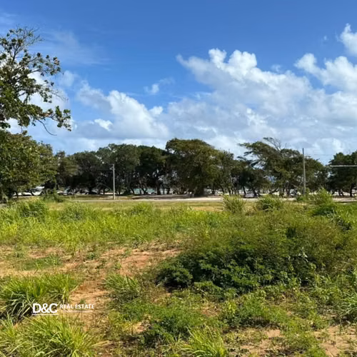 TERRENO EN VENTA A PASOS DE LA PLAYA  - Imagen 3