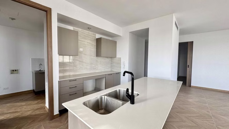 Lujoso apartamento en venta en Piantini - Imagen 2