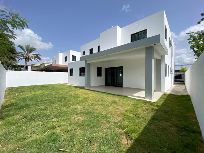 Nueva y Moderna Casa con 4 Habitaciones, Patio y Dormitorio en Planta Baja de Venta en Villa María! - Imagen 5