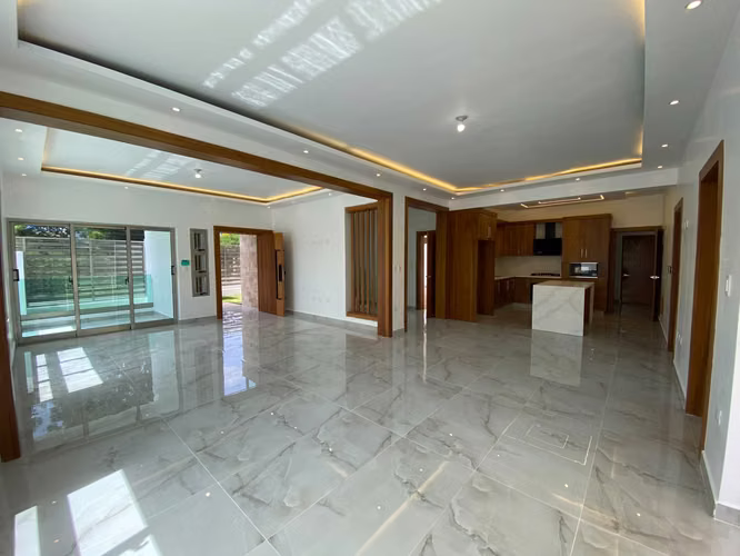 Nueva y Moderna Casa de Lujo con 4 Habitaciones y 2 Cocinas con Línea Blanca de Venta en Villa María - Imagen 3