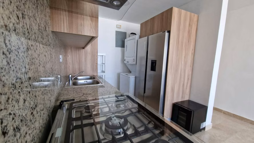Apartamento amueblado de 1 habitación en Evaristo Morales - Imagen 3