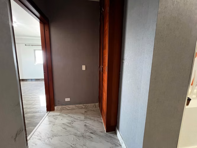 Vendo apartamento en santo domingo Este - Imagen 2