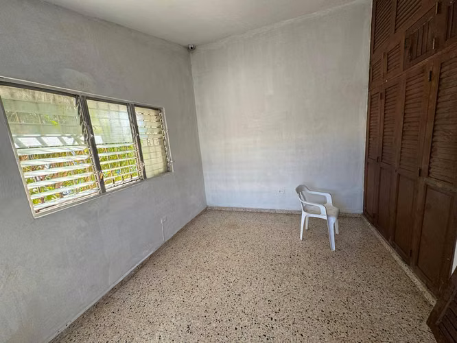 Alquilo casa Comercial en Ensanche Julieta - Imagen 3