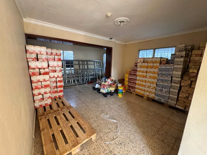 Alquilo casa Comercial en Ensanche Julieta - Imagen 7