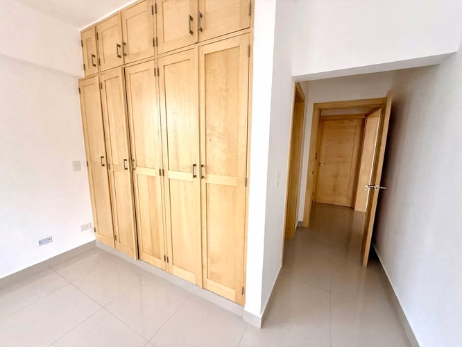 Apartamento en Venta, de 2 habitaciones con terraza en arroyo hondo - Imagen 3