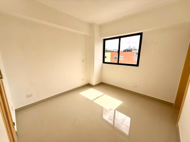 Apartamento moderno en Venta, en Arroyo Hondo - Imagen 5