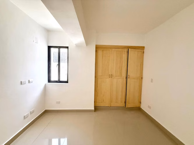 Apartamento moderno en Venta, en Arroyo Hondo - Imagen 2