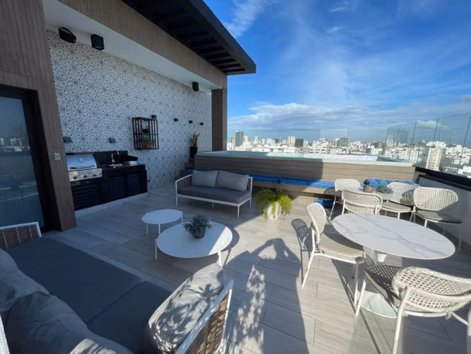 Venta de Penthouse en Evaristo Morales - Imagen 2