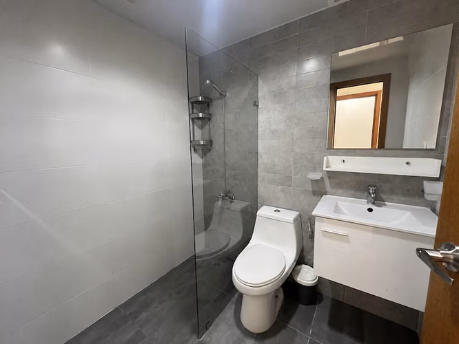 En Paraiso Apartamento Amueblado de Dos Habitaciones y Balcón con vista despejada. - Imagen 6