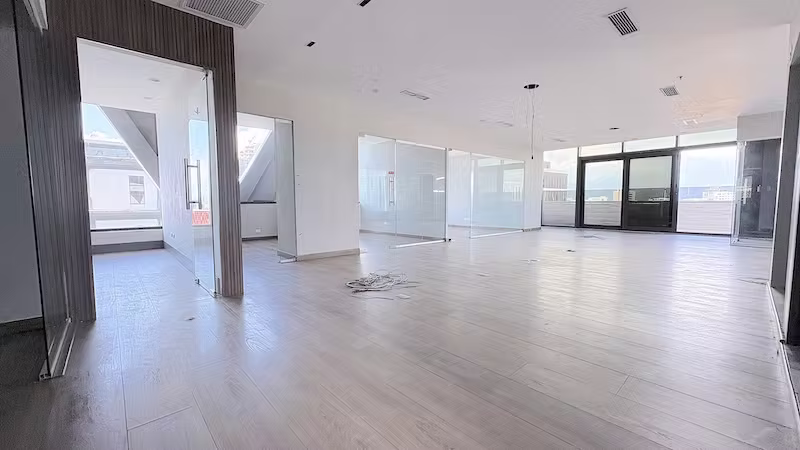 En Serralles Oficina en Alquiler US$7,000. - Imagen 2