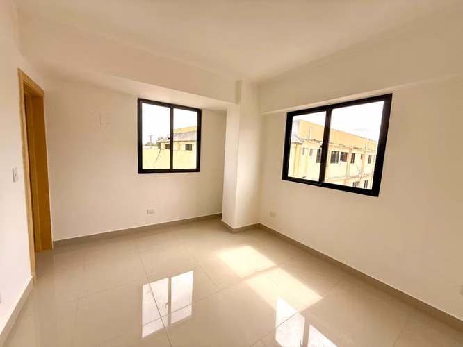 Penthouse moderno en Venta, en Arroyo Hondo - Imagen 4