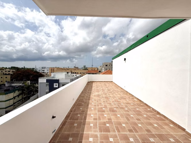Penthouse moderno en Venta, en Arroyo Hondo - Imagen 9