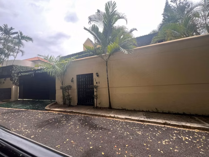 Casa en Los Pinos Venta o Alquiler de dos niveles 4 habitaciones - Imagen 7